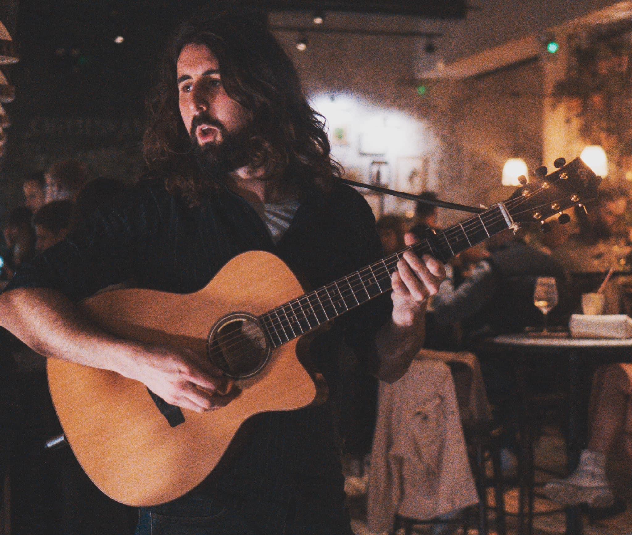 AZ Acoustic Solo AZ Acoustic Solo